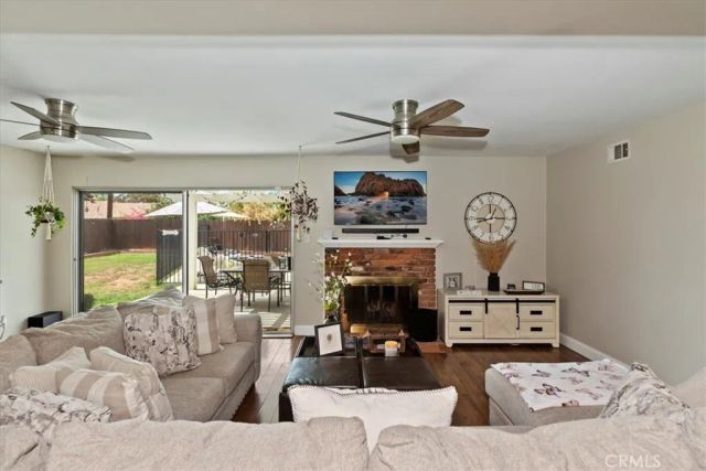 5015 Treehill Place, Riverside, CA 92507