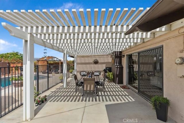 5015 Treehill Place, Riverside, CA 92507