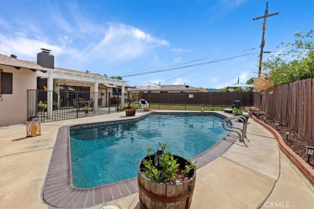 5015 Treehill Place, Riverside, CA 92507