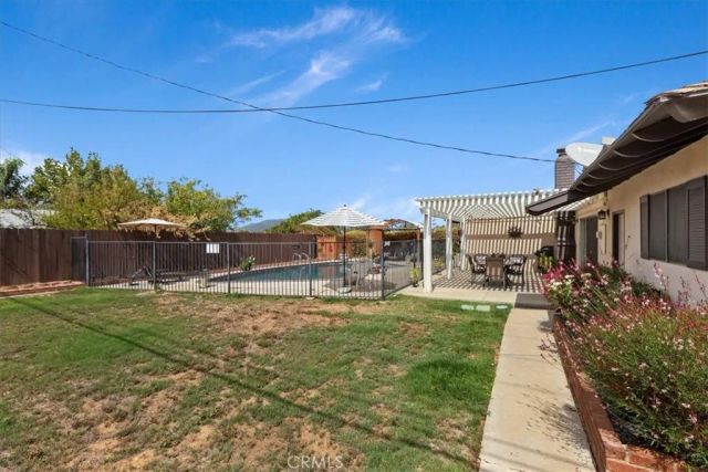 5015 Treehill Place, Riverside, CA 92507