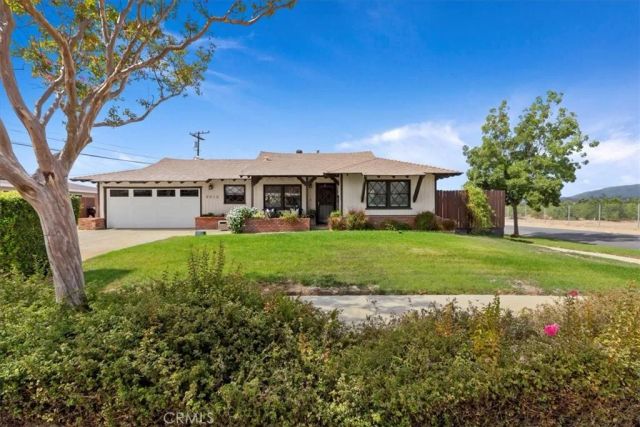 5015 Treehill Place, Riverside, CA 92507