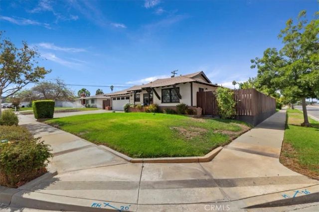 5015 Treehill Place, Riverside, CA 92507