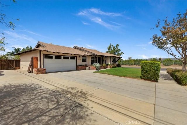 5015 Treehill Place, Riverside, CA 92507