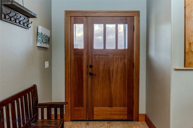 1006 Eagle Court, Livingston, MT 59047