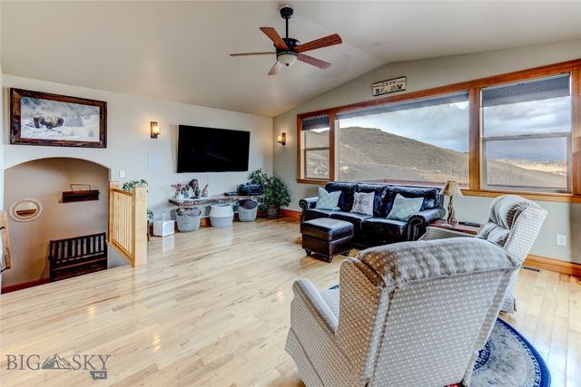 1006 Eagle Court, Livingston, MT 59047