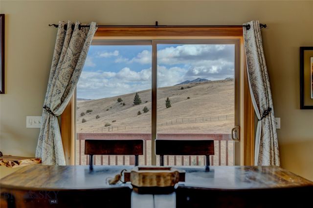 1006 Eagle Court, Livingston, MT 59047