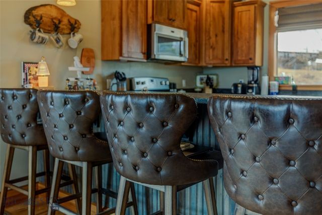 1006 Eagle Court, Livingston, MT 59047