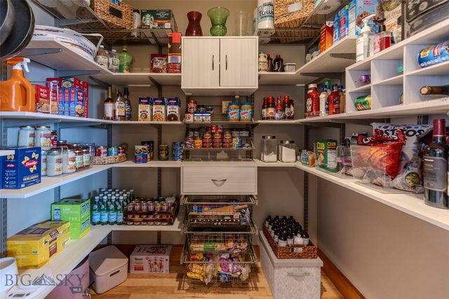 1006 Eagle Court, Livingston, MT 59047