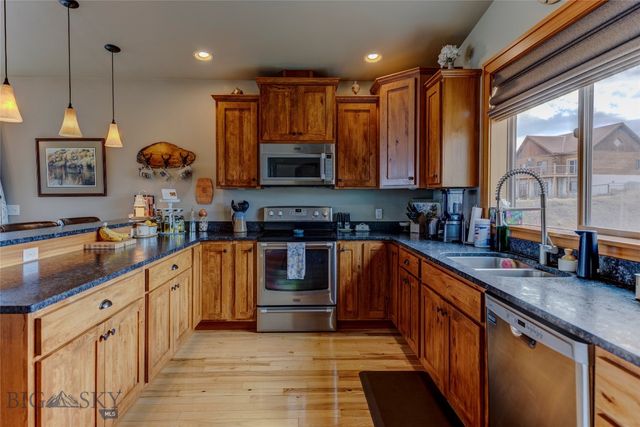 1006 Eagle Court, Livingston, MT 59047