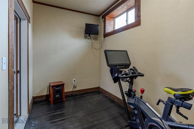 1006 Eagle Court, Livingston, MT 59047