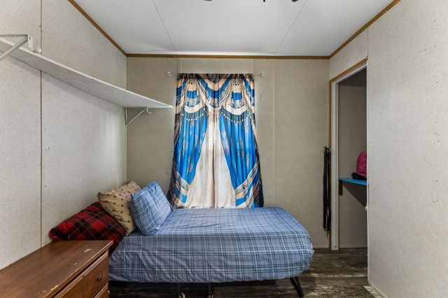 253 N County Line RD C, Elgin, TX 78621