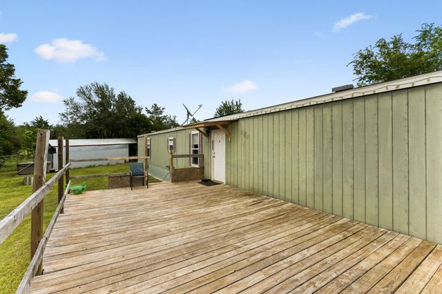 253 N County Line RD C, Elgin, TX 78621