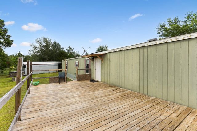 253 N County Line RD C, Elgin, TX 78621