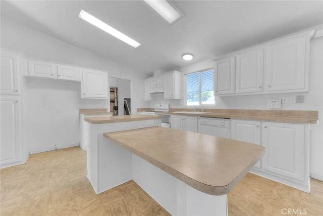 44744 Cornish, Hemet, CA 92544