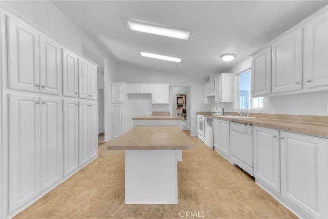 44744 Cornish, Hemet, CA 92544