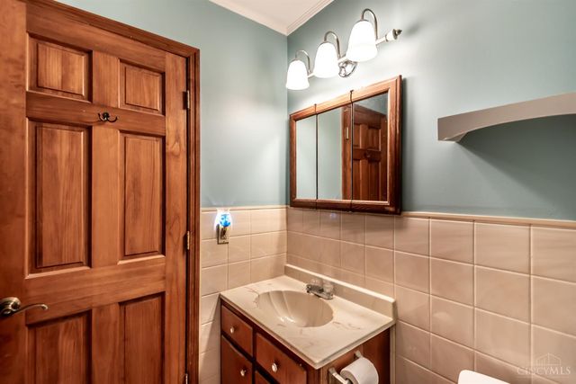 800 Florence Avenue, Loveland, OH 45140