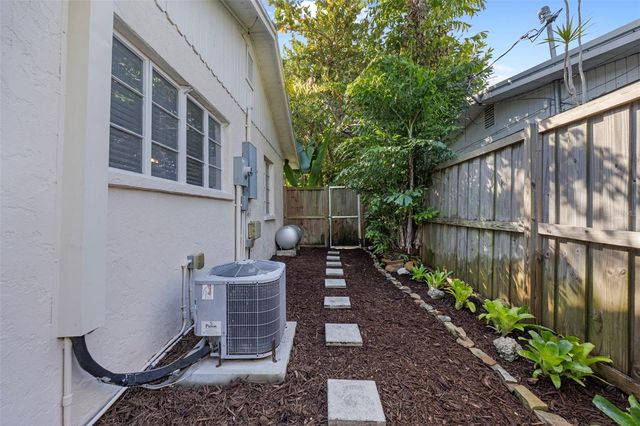 839 40TH STREET, Sarasota, FL 34234