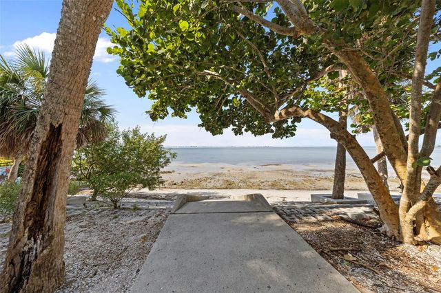 839 40TH STREET, Sarasota, FL 34234