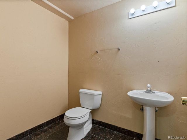 10216 Kleinbrook Way, Highlands Ranch, CO 80126