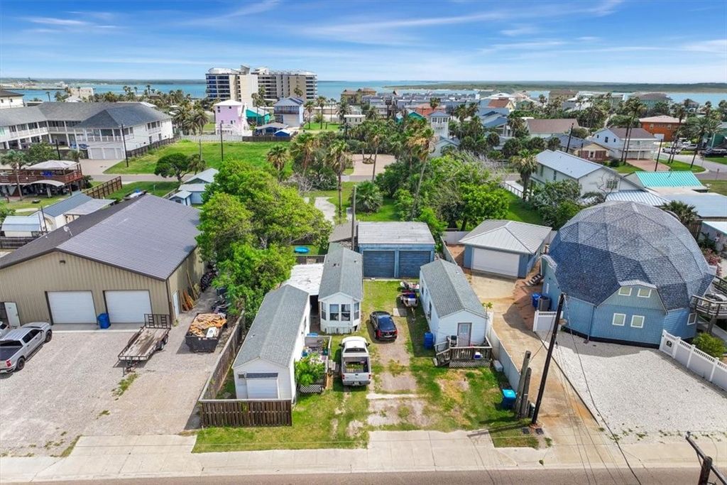 401 E Cotter Ave, Port Aransas, TX 78373 — photo 3