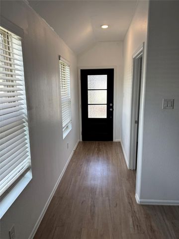 1739 Sahara Drive, Crosby, TX 77532