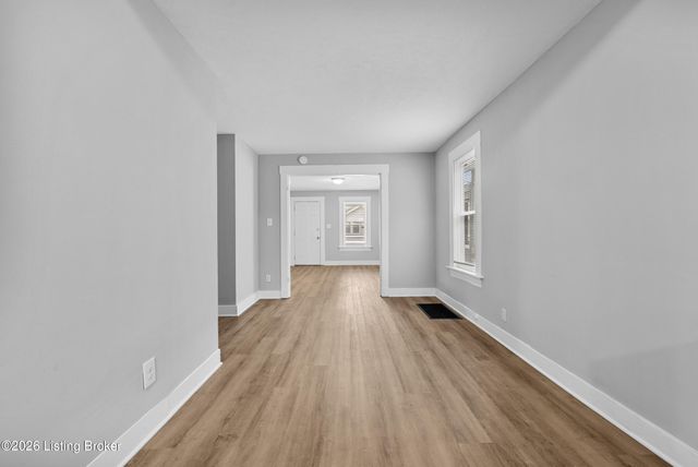 212 Harlan Ave, Louisville, KY 40214