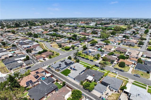 10006 Van Ruiten, Bellflower, CA 90706