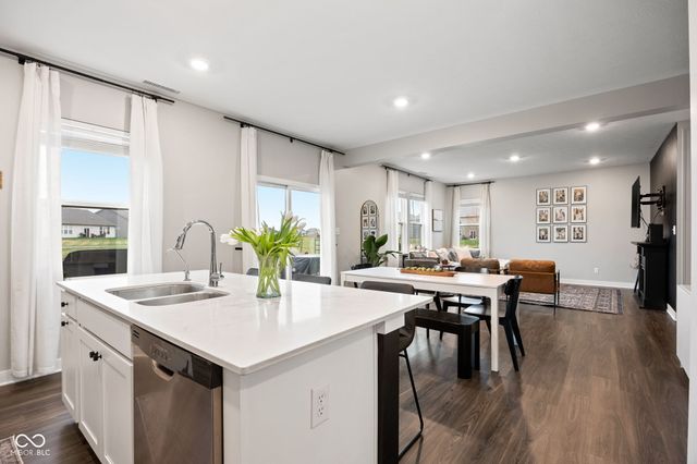 19997 Fenside Xing, Westfield, IN 46074