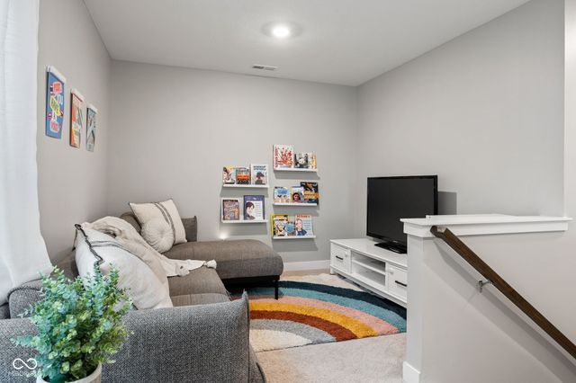 19997 Fenside Xing, Westfield, IN 46074