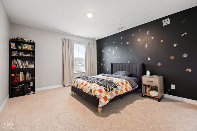 19997 Fenside Xing, Westfield, IN 46074