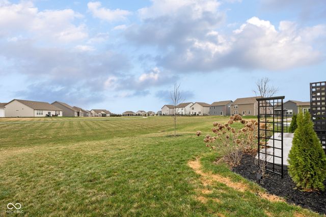 19997 Fenside Xing, Westfield, IN 46074