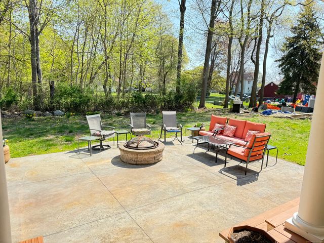 598 Nichols Avenue, Stratford, CT 06614