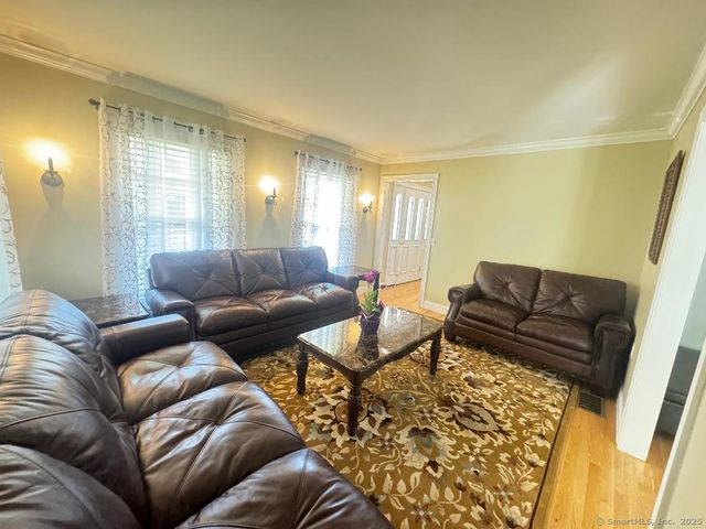 598 Nichols Avenue, Stratford, CT 06614