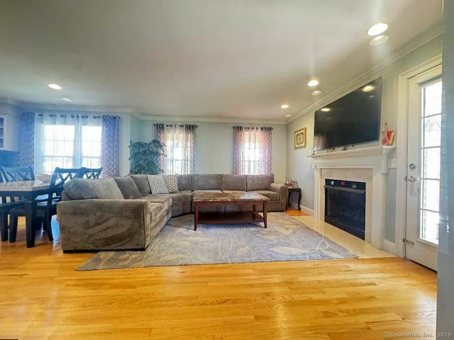 598 Nichols Avenue, Stratford, CT 06614