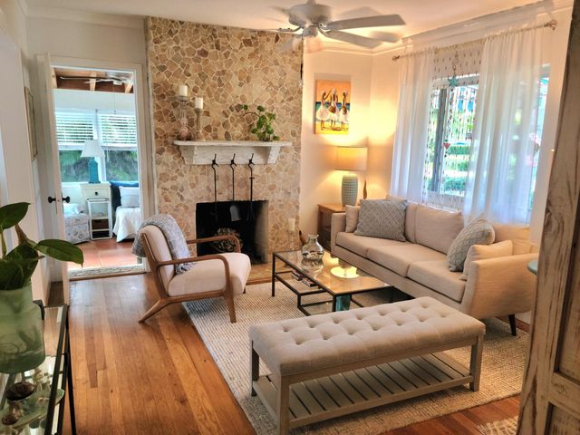 902 E Boca Raton Road, Boca Raton, FL 33432