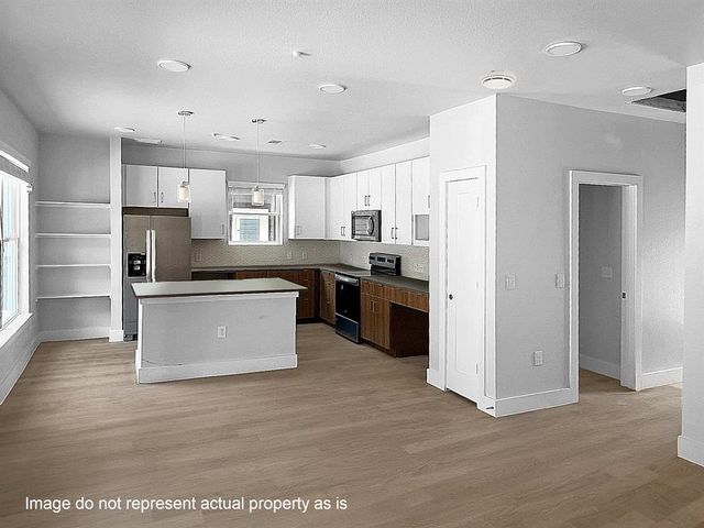 2400-602 Montgomery Park, Conroe, TX 77304