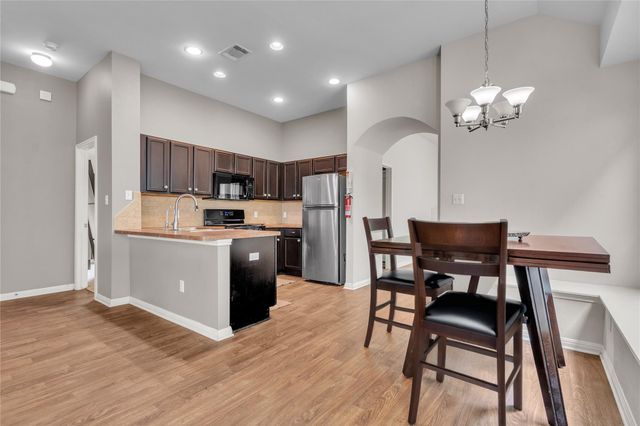 903 Yabers CT, Austin, TX 78725