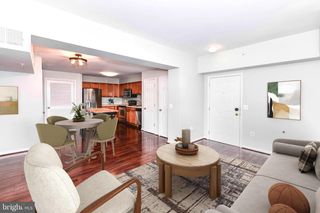 2912 17TH ST S #302, Arlington, VA 22204