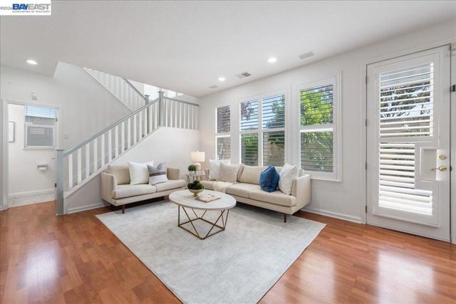 5102 Kino Ct, Dublin, CA 94568