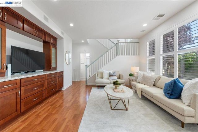 5102 Kino Ct, Dublin, CA 94568