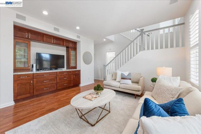 5102 Kino Ct, Dublin, CA 94568