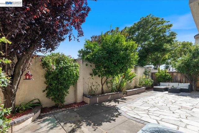 5102 Kino Ct, Dublin, CA 94568