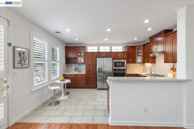 5102 Kino Ct, Dublin, CA 94568