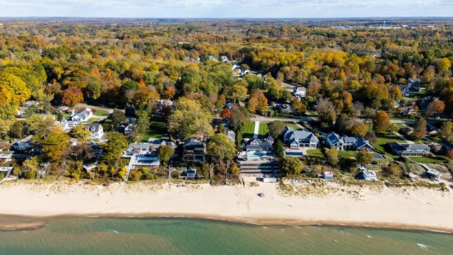 7409 Mitchell Court, South Haven, MI 49090