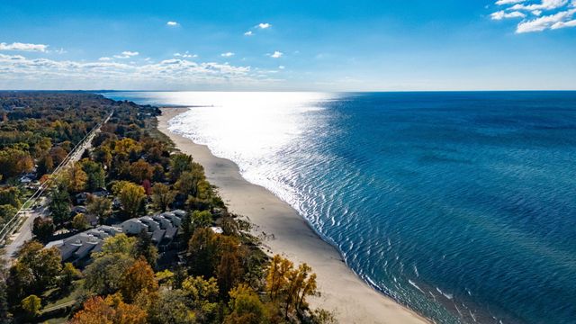 7409 Mitchell Court, South Haven, MI 49090