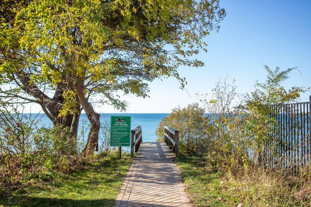 7409 Mitchell Court, South Haven, MI 49090