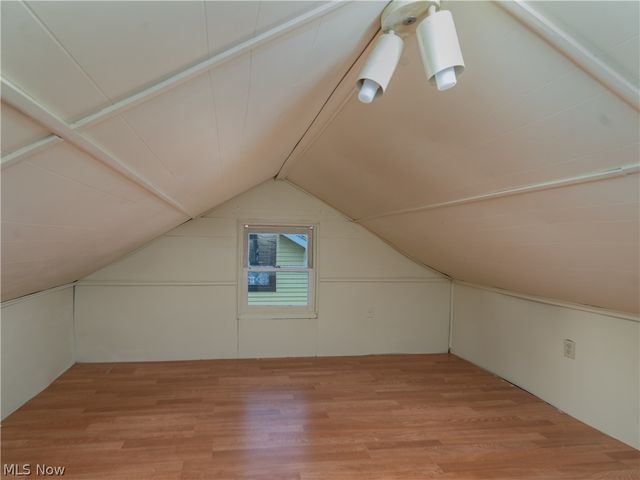 557 Washington Avenue, Barberton, OH 44203