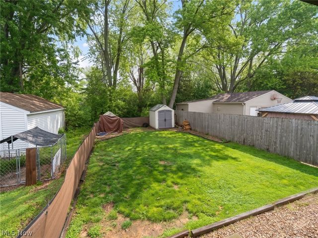 557 Washington Avenue, Barberton, OH 44203