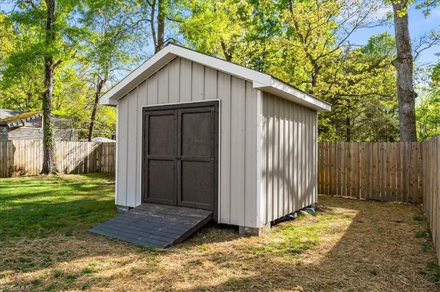 609 Unity Street, Thomasville, NC 27360
