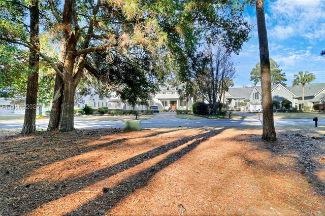 27 Hunting Ct, Bluffton, SC 29910
